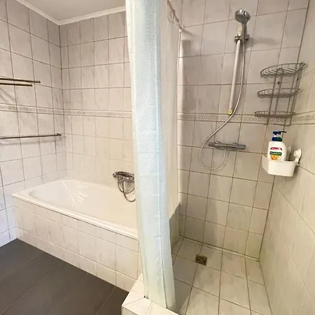 Spacious And Cozy 4 Bedroom House In * Reykjavík